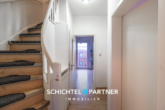 S&P | Flur - Ohlenhof | Clever geschnittenes Zweifamilienhaus mit Balkon und Terrasse