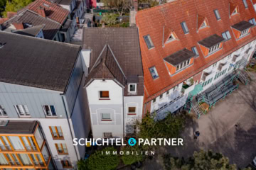 Lindenhof | Geräumiges Reihenmittelhaus Nähe Waterfront mit Ausbaupotenzial, 28237 Bremen, Reihenmittelhaus