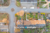 S&P | Drohnenansicht - Achim | Ausbaufähiges Reihenmittelhaus mit Garten und separater Garage