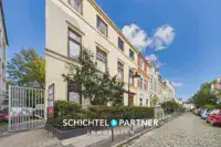 S&P | Seitenansicht