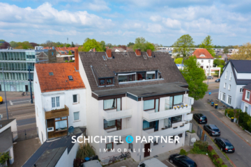 Horn | Helle 3-Zimmer-Wohnung mit Süd-Balkon und Stellplatz in Uninähe, 28359 Bremen / Horn-Lehe, Dachgeschosswohnung