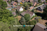 S&P | Vogelperspektive - Hohenaverbergen | Renovierungsbedürftiges Familienhaus auf Traum-Grundstück