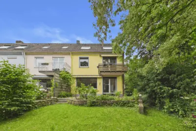 Lehe | Ruhig gelegenes Reihenendhaus mit Südterrasse und Privatsphäre, 28359 Bremen, Reihenendhaus