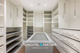 S&P | Ankleidezimmer - Baden | Exklusives Luxus-Anwesen mit Wellness-Bereich am Weserhang