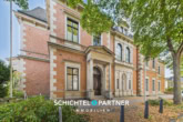 S&P | Seitenansicht - Vegesack | Einmalige Altbauwohnung in der Villa Fritze im Toscana-Stil