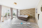S&P | Schlafzimmer - Rastede | Fantastisches Ein- bis Zweiparteienhaus auf großem Grundstück