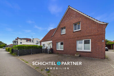 Wiefelstede | Faktor 16: Modernisiertes Mehrfamilienhaus mit 3-Einheiten, 26215 Wiefelstede, Mehrfamilienhaus