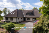 S&P | Titelbild - Rastede | Fantastisches Ein- bis Zweifamillienhaus auf großem Grundstück