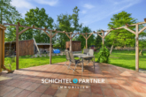 S&P | Terrasse - Rastede | Fantastisches Ein- bis Zweifamillienhaus auf großem Grundstück