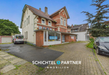 Butjadingen – Stollhamm | Historisches Wohn- und Geschäftshaus in bester Lage, 26969 Butjadingen, Haus