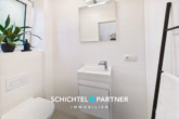 S&P | Gäste-Wc - Eversten | Reihenhaus mit Garten & PV-Anlage – Familienhaus bezugsbereit