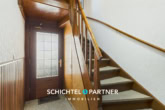 S&P | Treppenhaus - Ohlenhof | Geräumiges Dreiparteienhaus mit großem Grundstück und Gewerbe