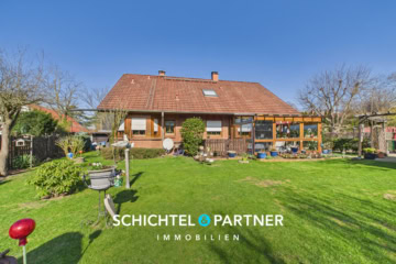 Quelkhorn | Traumhaftes 3-Parteien-Haus auf schönem Grundstück, 28870 Ottersberg, Mehrfamilienhaus