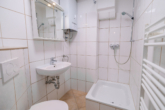Badezimmer - Charmante 2,5-Zimmer-Wohnung zur Miete am Hastedter Osterdeich