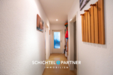 S&P | Flur - Radio Bremen | Solides Mehrfamilienhaus mit Ausbaureserve in zentraler Lage
