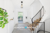 S&P | Flur - Eversten | Sofort Frei: Renoviertes Reihenhaus mit Garten & PV-Anlage