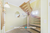 S&P | Treppenaufgang - Beckedorf | Tolles Einfamilienhaus mit schönem Garten in ruhiger Lage
