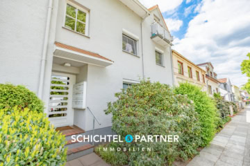 Woltmershausen | Sanierte Eigentumswohnung mit Sonnenbalkon in ruhiger Lage, 28197 Bremen, Dachgeschosswohnung