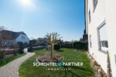 S&P | Vorgarten - NEUER PREIS | Modernes Zweifamilienhaus mit viel Platz, Garten & Doppelcarport