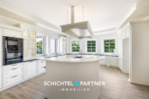 S&P | Küche - Baden | Exklusives Luxus-Anwesen mit Wellness-Bereich am Weserhang