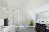 S&P | Badezimmer - Leeste | Bezugsfreie 2,5-Zimmer-Wohnung mit Dachstudio und Stellplatz