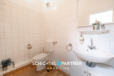 S&P | Kunden-WC - Vegesack | Schickes Mehrfamilienhaus mit 6 Wohnungen und 3 Gewerbeeinheiten