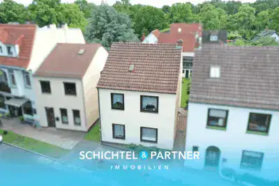 Bremen – Walle | Freistehendes Einfamilienhaus mit gepflegtem Garten, 28219 Bremen, Einfamilienhaus