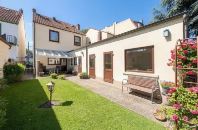 NEUER PREIS | Freistehendes Einfamilienhaus mit gepflegtem Garten, 28219 Bremen, Einfamilienhaus