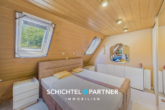 S&P | Schlafzimmer - Lehesterdeich | Renovierungsbedürftige Doppelhaushälfte mit großem Garten