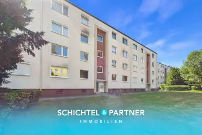 Gröpelingen | Renovierungsbedürftige Hochparterre-Wohnung mit Balkon, 28237 Bremen, Etagenwohnung