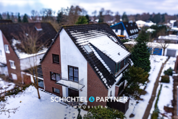 Heilshorn | Gepflegtes Einfamilienhaus mit Garagen und großem Grundstück, 27711 Osterholz-Scharmbeck, Einfamilienhaus