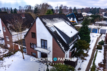 Heilshorn | Gepflegtes Einfamilienhaus mit Garagen und großem Grundstück, 27711 Osterholz-Scharmbeck, Einfamilienhaus