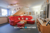 S&P | Dachgeschoss - Wohnzimmer - NEUER PREIS – Westend | Großes 3-Parteien-Haus mit Balkonen, Keller & Garten