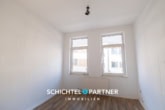 S&P | Zimmer - Lehe | Mehrfamilienhaus mit 11 Einheiten, Balkonen und sehr viel Potenzial