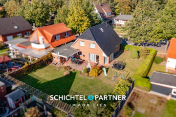 Surheide | Schickes Einfamilienhaus mit Terrasse, Garage und großem Garten, 27574 Bremerhaven, Einfamilienhaus