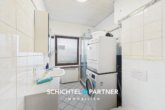 S&P | Duschbad - Bahnhofsvorstadt | Studentenhaus mit zwei Balkonen und Terrasse