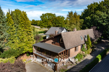 Worpswede | Exklusives Zweifamilienhaus mit großem Garten und zwei Garagen, 27726 Worpswede, Einfamilienhaus