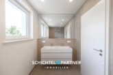 S&P | Duschbad - Lehesterdeich | Kernsaniertes Einfamilienhaus mit Wintergarten und Garage