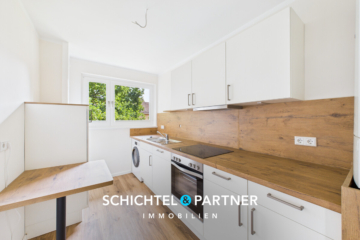 Hulsberg | Möblierte, kernsanierte 3-Zimmer-Wohnung mit Balkon in best Lage, 28205 Bremen, Etagenwohnung