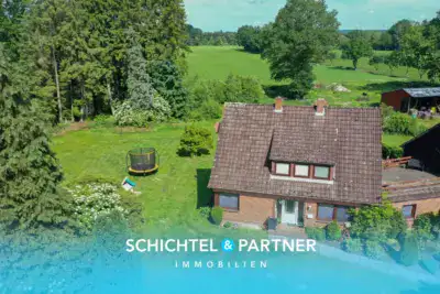 Giehlermoor | Vermietetes Einfamilienhaus mit Einbauküche und Garten, 27729 Vollersode, Einfamilienhaus