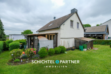 Obernkirchen | Großzügiges Einfamilienhaus mit wunderschönem Garten, Stellplätzen und viel Potenzial, 31683 Obernkirchen, Einfamilienhaus