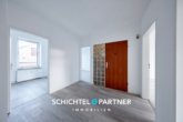 S&P I Flur - Döse | Stilvolles und teilweise modernisiertes 2-Parteienhaus in toller Lage