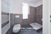 S&P I Badezimmer - Döse | Stilvolles und teilweise modernisiertes 2-Parteienhaus in toller Lage