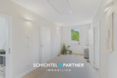 S&P | Flur - Achim-Bollen | Modernes Einfamilienhaus mit Garten – direkt am Deich gelegen
