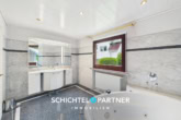 S&P | Badezimmer - Achim-Zentrum | Freistehendes Ein- bis Zweifamilienhaus mit Garten & Carport