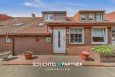 S&P | Frontansicht - Oslebshausen | Renovierungsbedürftiges Reihenhaus mit Garten- und Hoffläche
