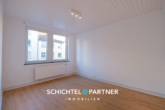 S&P | Wohnzimmer - Buntentor | Erstbezug nach Renovierung: Helle 3-Zimmer-Wohnung mit Balkon & Einbauküche