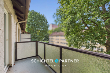 Hulsberg | Möblierte, kernsanierte 3-Zimmer-Wohnung mit Balkon in best Lage, 28205 Bremen, Etagenwohnung