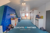 Bremen - Kirchhuchting | Modernisiertes Reihenendhaus mit schönem Garten, Terrasse & eigener Garage - S&P | Schlafzimmer