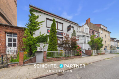 Westend | Reihenhaus mit entkernter Gewerbeeinheit in gefragter Lage, 28217 Bremen, Zweifamilienhaus